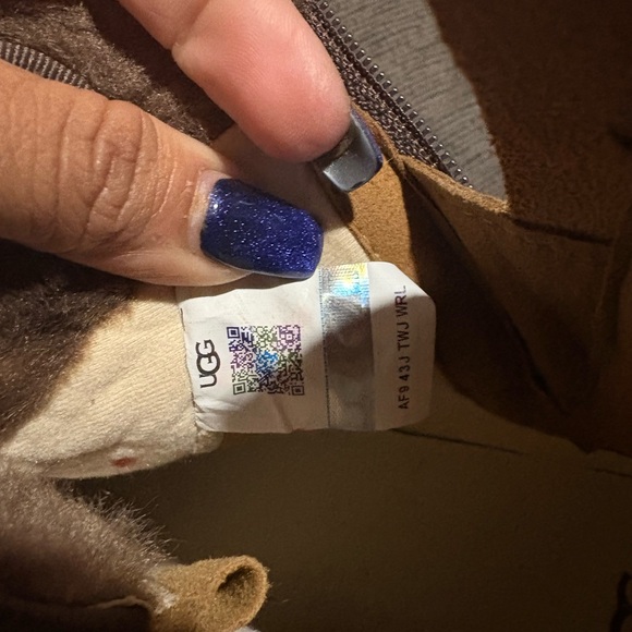 UGG Men's Brown and Black Lace-Up Boots - Picture 7 of 8